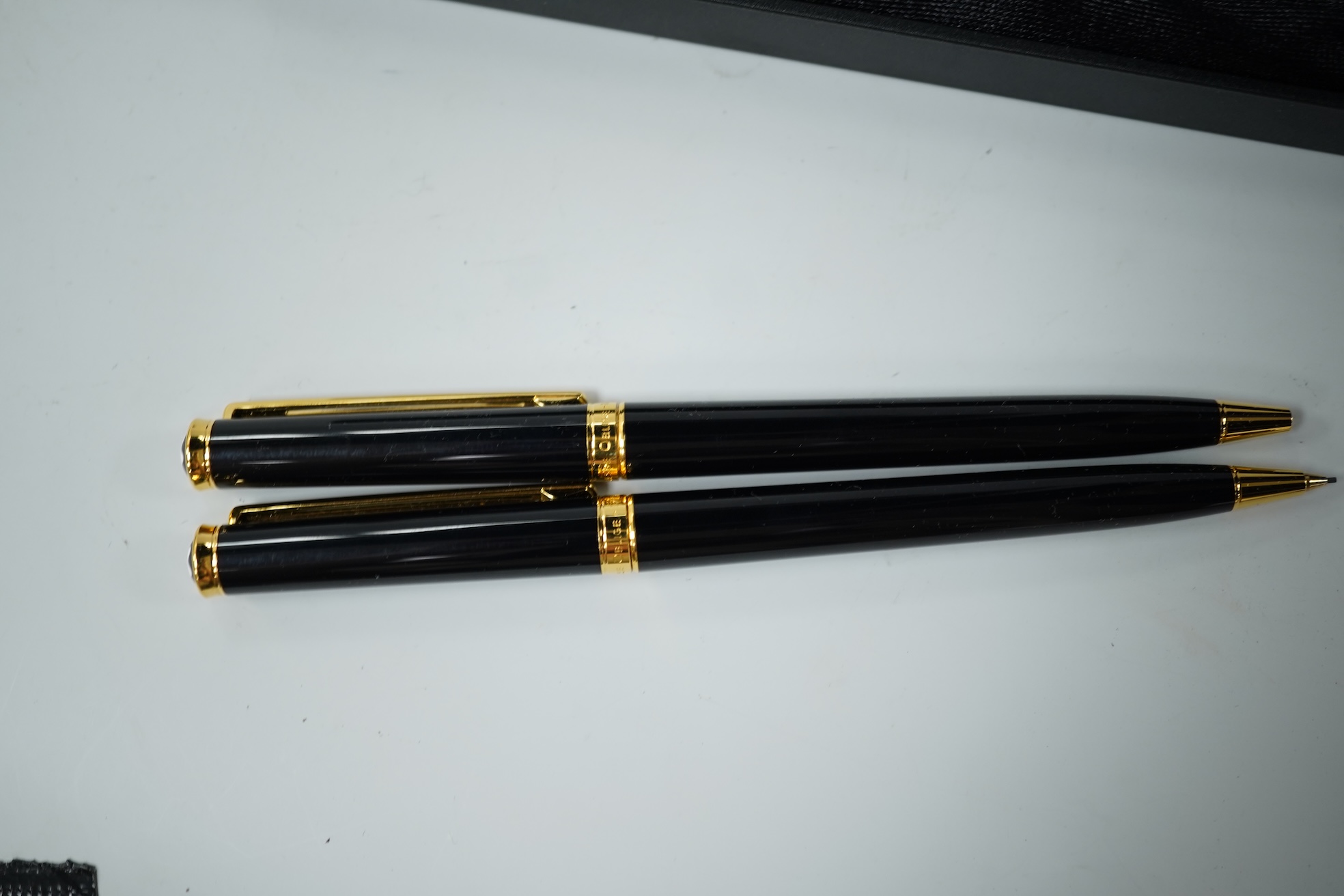 A Montblanc Noblesse Oblige pencil and ballpoint pen set, cased